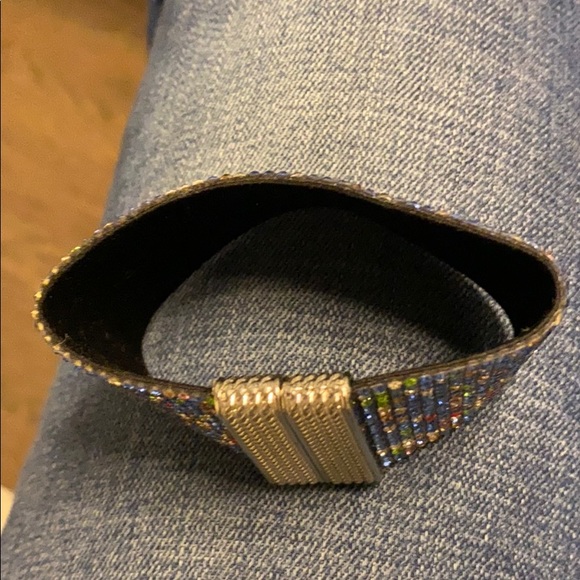 💥💥 SOLD 💥💥 Magnetic close sparkly colourful cuff bracelet - Picture 7 of 8